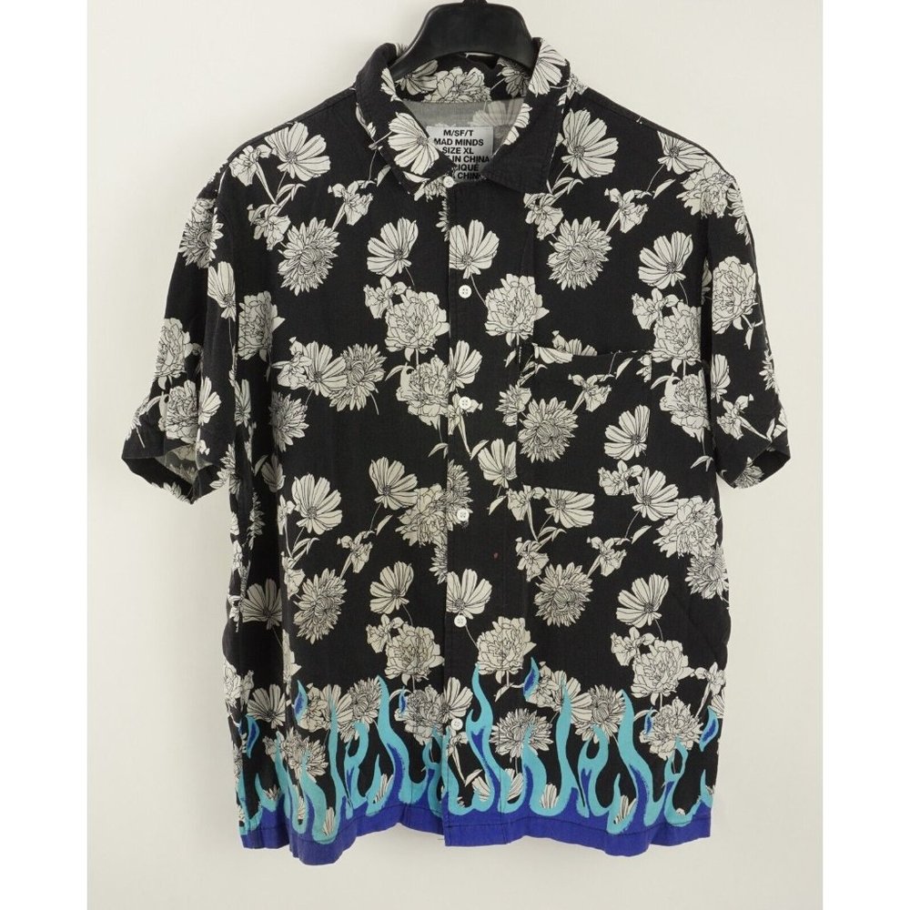 Misfits M/SF/T Mad Minds Men's XL Black Floral Flames Rayon Hawaiian Shirt